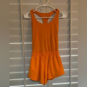 Offline Aerie athlete romper Size small color orange Excellent Condition!
